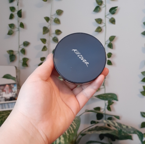 Clio Kill Cover Founwear Cushion Foundation in 2.5 Ivory - Picture 3 of 5